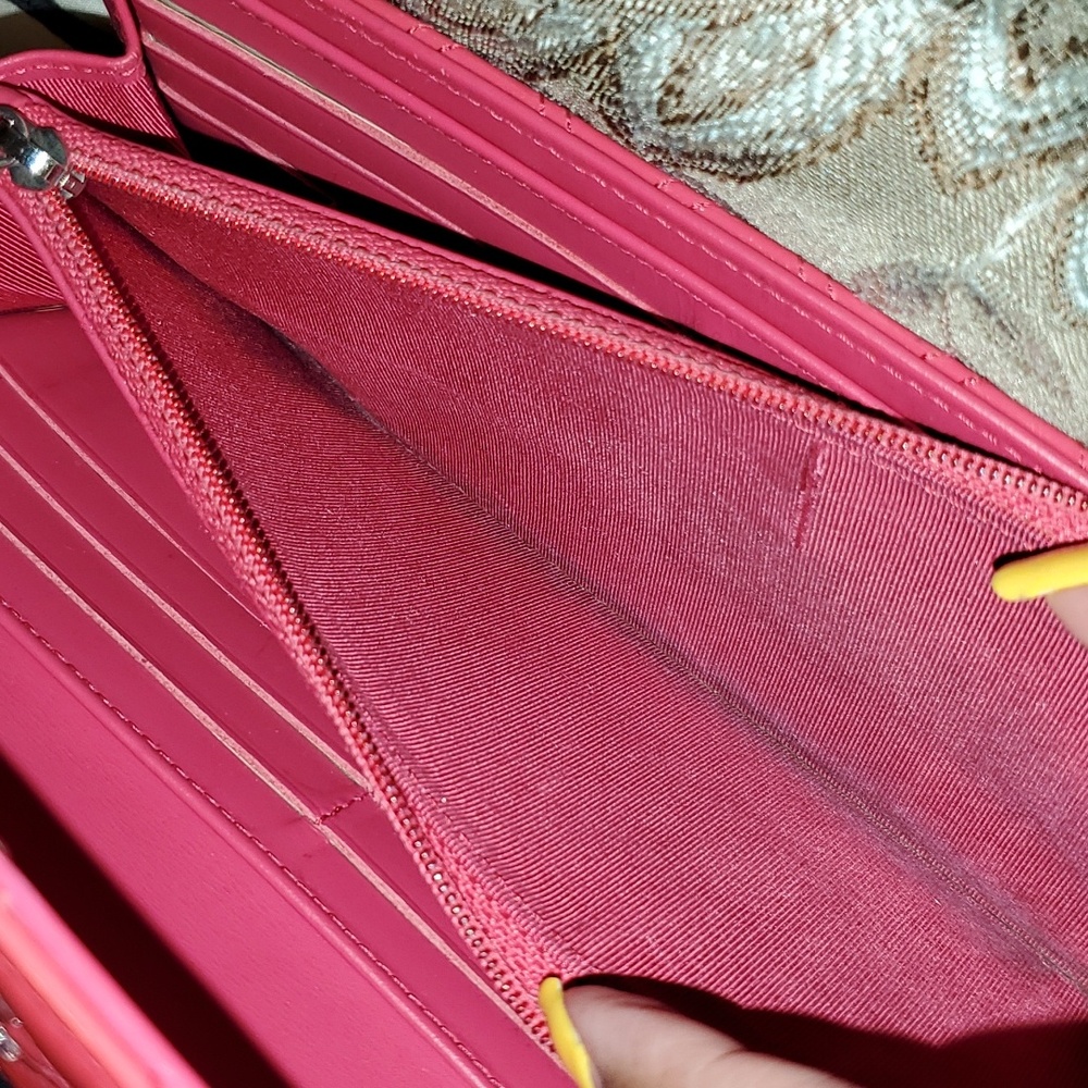 EUC Chanel long flap wallet in patten Hot Pink. - Picture 7 of 11